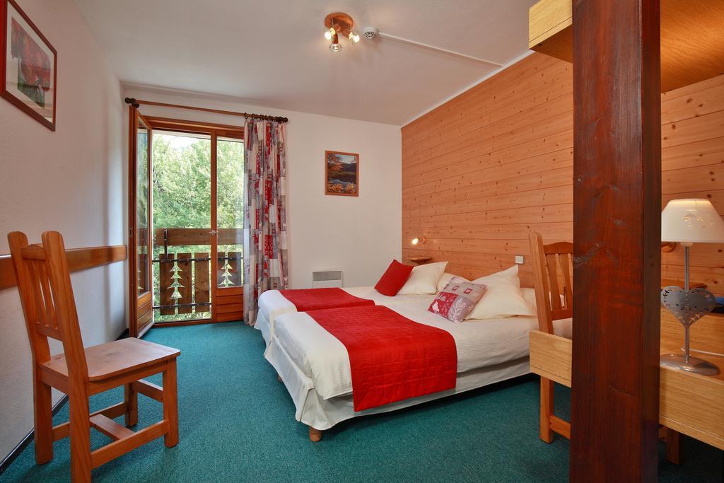 Logis Hotel Le Vetine Le Valtin Szoba fotó