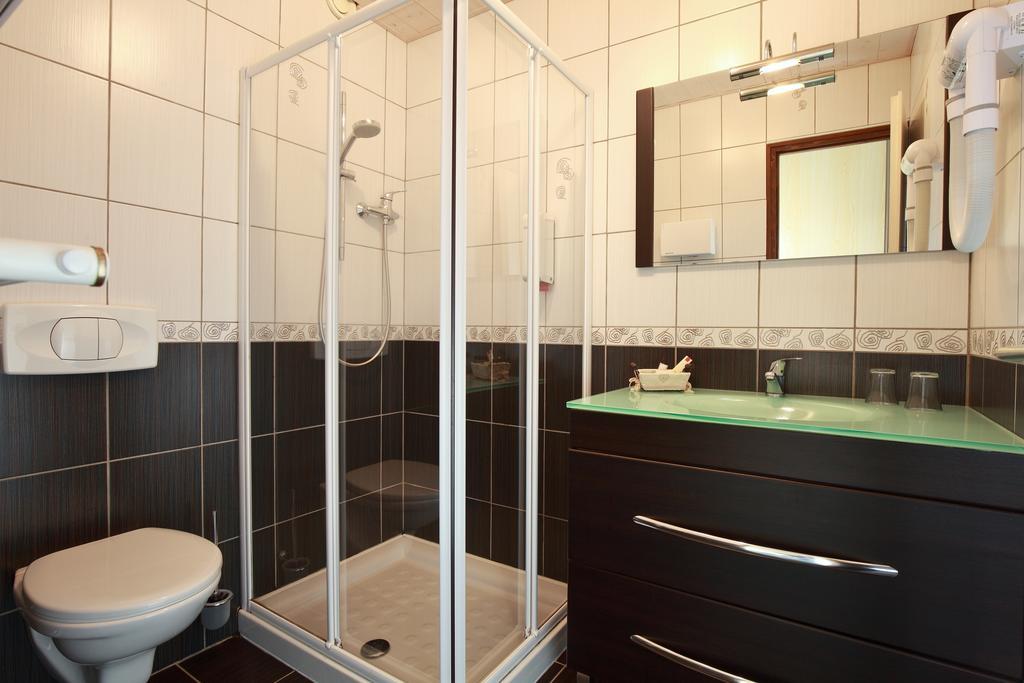 Logis Hotel Le Vetine Le Valtin Szoba fotó
